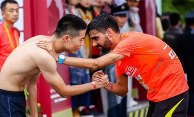 影像馬拉松①|(zhì)一張馬拉松照片顯影的&ldquo;韻動(dòng)&rdquo;中國(guó)