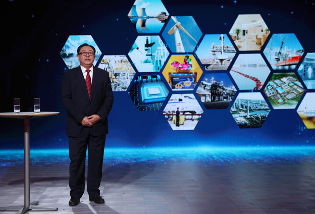 通過轉(zhuǎn)型，使我們的投資更多地滿足國家戰(zhàn)略的需要，真正做到&ldquo;為國而投&rdquo;