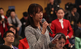 中國(guó)青年報(bào)、中青在線(xiàn)記者提問(wèn)