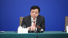 全國政協(xié)常委、全國工商聯(lián)副主席、正泰集團(tuán)董事長 南存輝