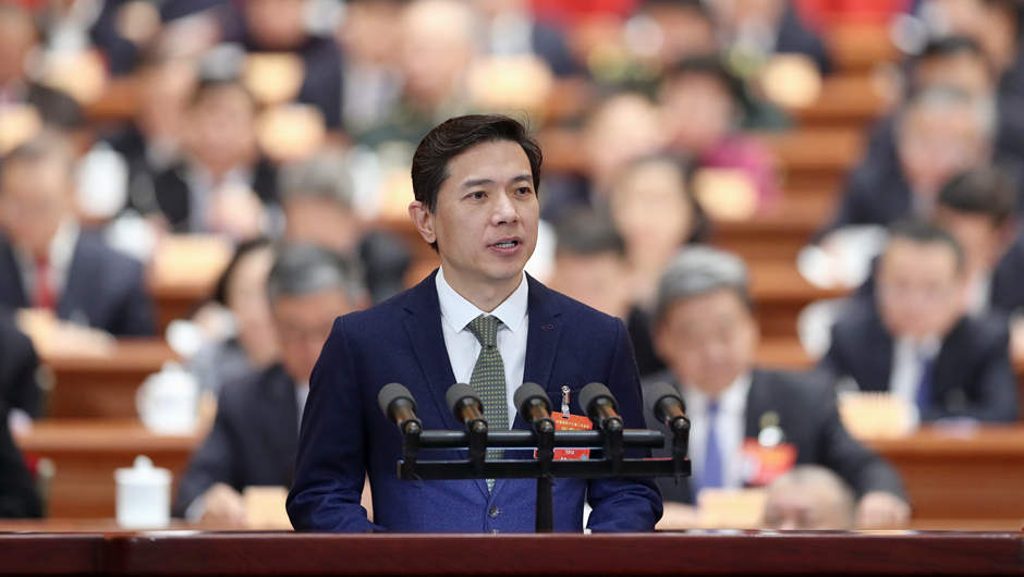 中國(guó)民間商會(huì)副會(huì)長(zhǎng)，百度在線網(wǎng)絡(luò)技術(shù)（北京）有限公司董事長(zhǎng)兼首席執(zhí)行官 李彥宏