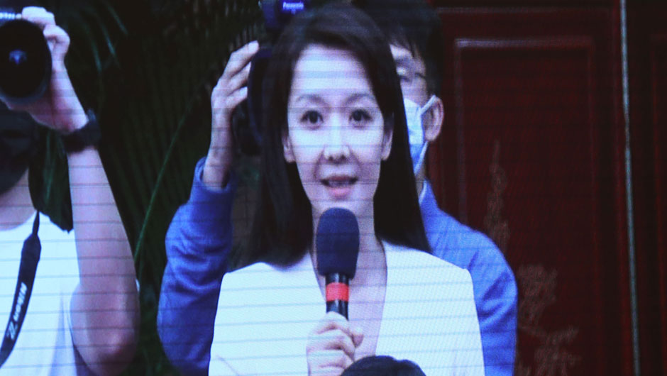 香港鳳凰衛(wèi)視、鳳凰網(wǎng)記者提問(wèn)