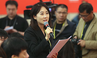 鳳凰衛(wèi)視、鳳凰網(wǎng)記者提問