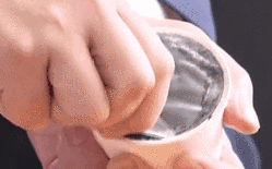 味同嚼鐵？ 日本&ldquo;鐵味&rdquo;冰淇淋面世