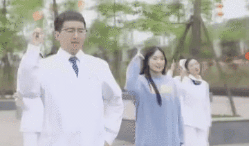 四川打疫苗神曲刷屏 《趕緊打》花絮來了！