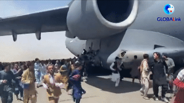 全球連線丨慘?。】Σ紶枡C場現(xiàn)場