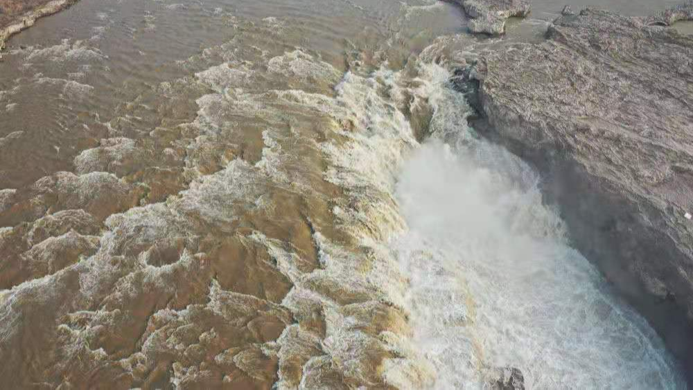 大美壺口 &ldquo;桃花汛&rdquo;氣勢(shì)磅礴壯國(guó)魂