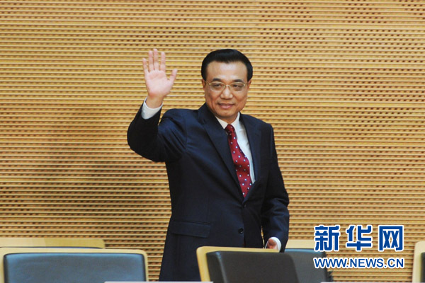 5月5日，中國國務(wù)院總理李克強(qiáng)在位于亞的斯亞貝巴的非洲聯(lián)盟總部發(fā)表題為《開創(chuàng)中非合作更加美好的未來》的演講。 新華社記者 謝環(huán)馳 攝 