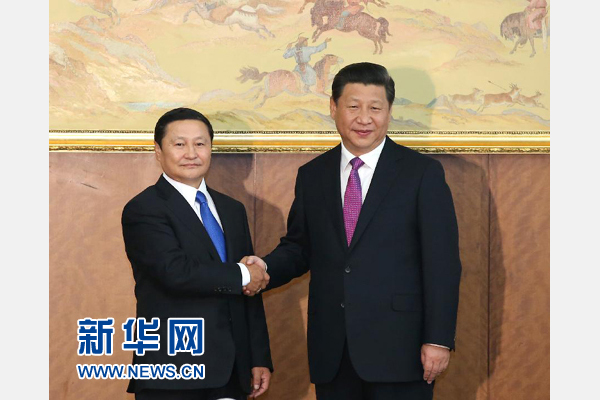 8月22日，國(guó)家主席習(xí)近平在烏蘭巴托會(huì)見(jiàn)蒙古國(guó)總理阿勒坦呼亞格。 新華社記者龐興雷攝 