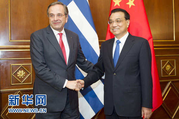 10月16日，中國國務(wù)院總理李克強在意大利米蘭會見希臘總理薩馬拉斯。 新華社記者 謝環(huán)馳 攝