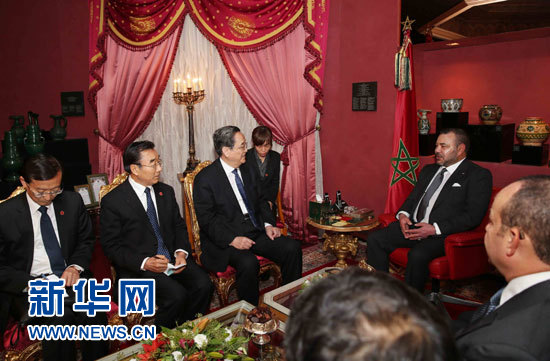 11月4日，中國(guó)全國(guó)政協(xié)主席俞正聲在非斯會(huì)見摩洛哥國(guó)王穆罕默德六世。 新華社記者 劉衛(wèi)兵 攝