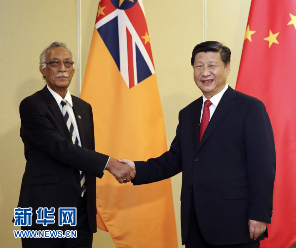 11月22日，國家主席習(xí)近平在斐濟(jì)楠迪會見紐?？偫硭?。新華社記者姚大偉攝 