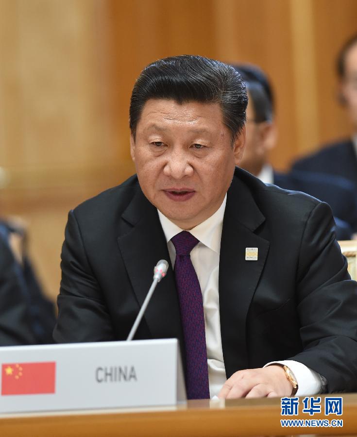 7月9日，金磚國家領(lǐng)導(dǎo)人第七次會(huì)晤在俄羅斯烏法舉行。中國國家主席習(xí)近平、俄羅斯總統(tǒng)普京、巴西總統(tǒng)羅塞夫、印度總理莫迪、南非總統(tǒng)祖馬出席。這是習(xí)近平發(fā)表題為《共建伙伴關(guān)系　共創(chuàng)美好未來》的主旨講話。新華社記者 饒愛民 攝 