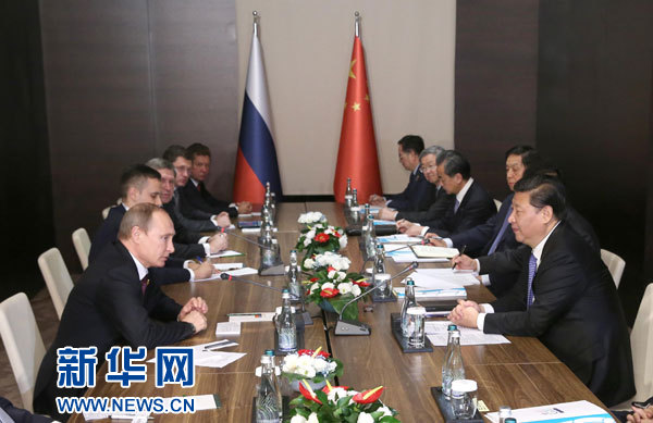 11月15日，國家主席習近平在土耳其安塔利亞會見俄羅斯總統(tǒng)普京。 新華社記者馬占成攝