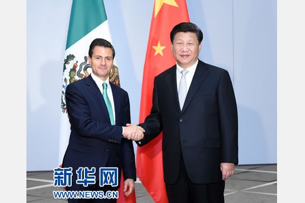 11月16日，國家主席習(xí)近平在土耳其安塔利亞會見墨西哥總統(tǒng)培尼亞。 新華社記者張鐸攝