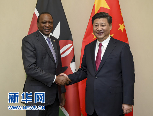 12月3日，國家主席習近平在約翰內斯堡會見肯尼亞總統(tǒng)肯雅塔。新華社記者 謝環(huán)馳 攝
