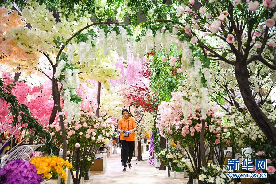 （新華全媒頭條&middot;圖文互動）（7）從廣交會到進(jìn)博會&mdash;&mdash;中國對外開放再譜新樂章