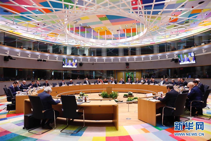 （國際）（1）歐盟為英國&ldquo;脫歐&rdquo;提供&ldquo;二選一&rdquo;時間表