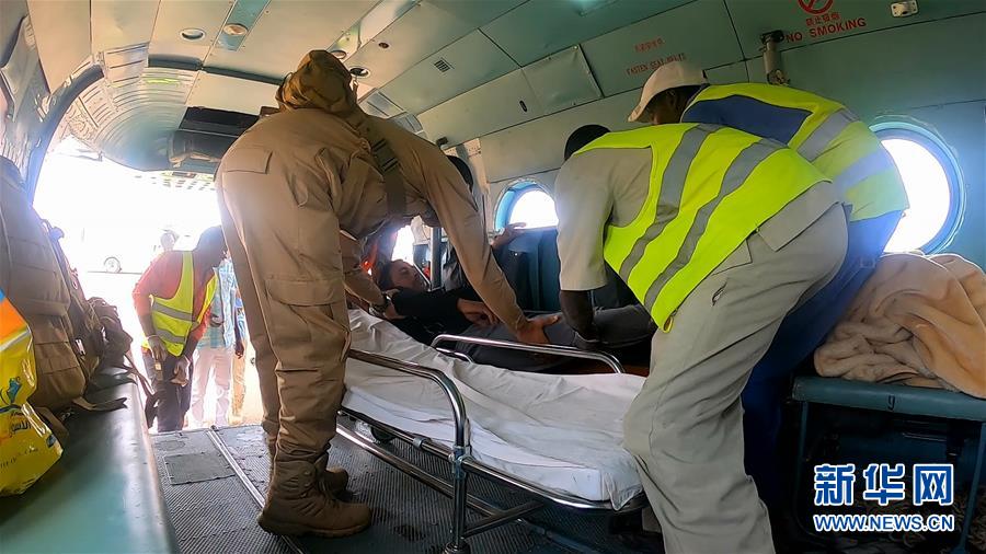 （國(guó)際&middot;圖文互動(dòng)）中國(guó)維和直升機(jī)分隊(duì)緊急轉(zhuǎn)運(yùn)傷員獲贊