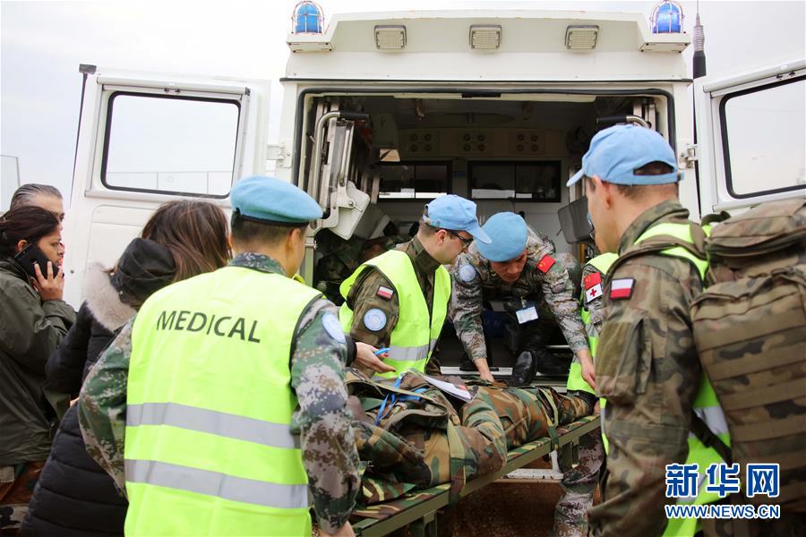 （國際&middot;圖文互動）（1）中國赴黎維和部隊(duì)首次參加聯(lián)黎部隊(duì)航空救援演習(xí)