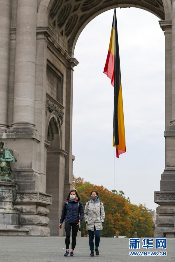 (國際疫情)(5)比利時累計(jì)新冠確診病例超20萬例 大幅收緊新冠防控措施