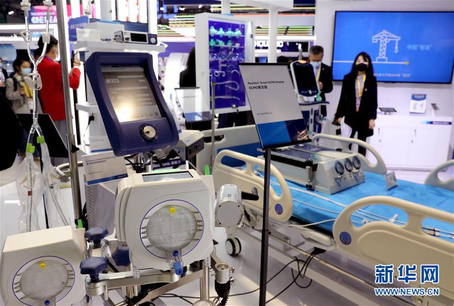 （第三屆進(jìn)博會(huì)&middot;圖文互動(dòng)）（10）新疫苗、新療法，進(jìn)博會(huì)最&ldquo;火爆&rdquo;展區(qū)見(jiàn)聞