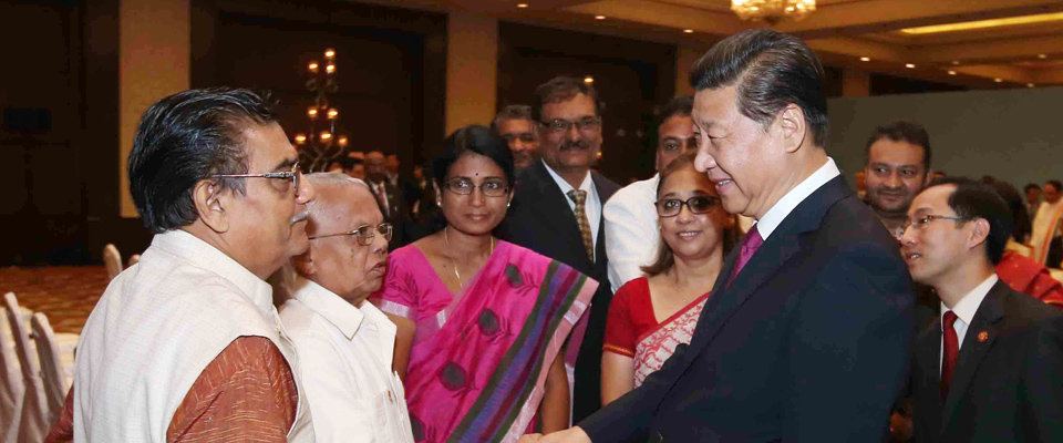 習(xí)近平會見印度友好人士、友好團體代表并頒發(fā)和平共處五項原則友誼獎