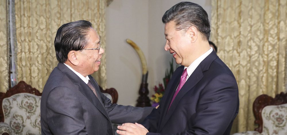 習(xí)近平會(huì)見(jiàn)老撾人民革命黨中央委員會(huì)前總書(shū)記、前國(guó)家主席朱馬里